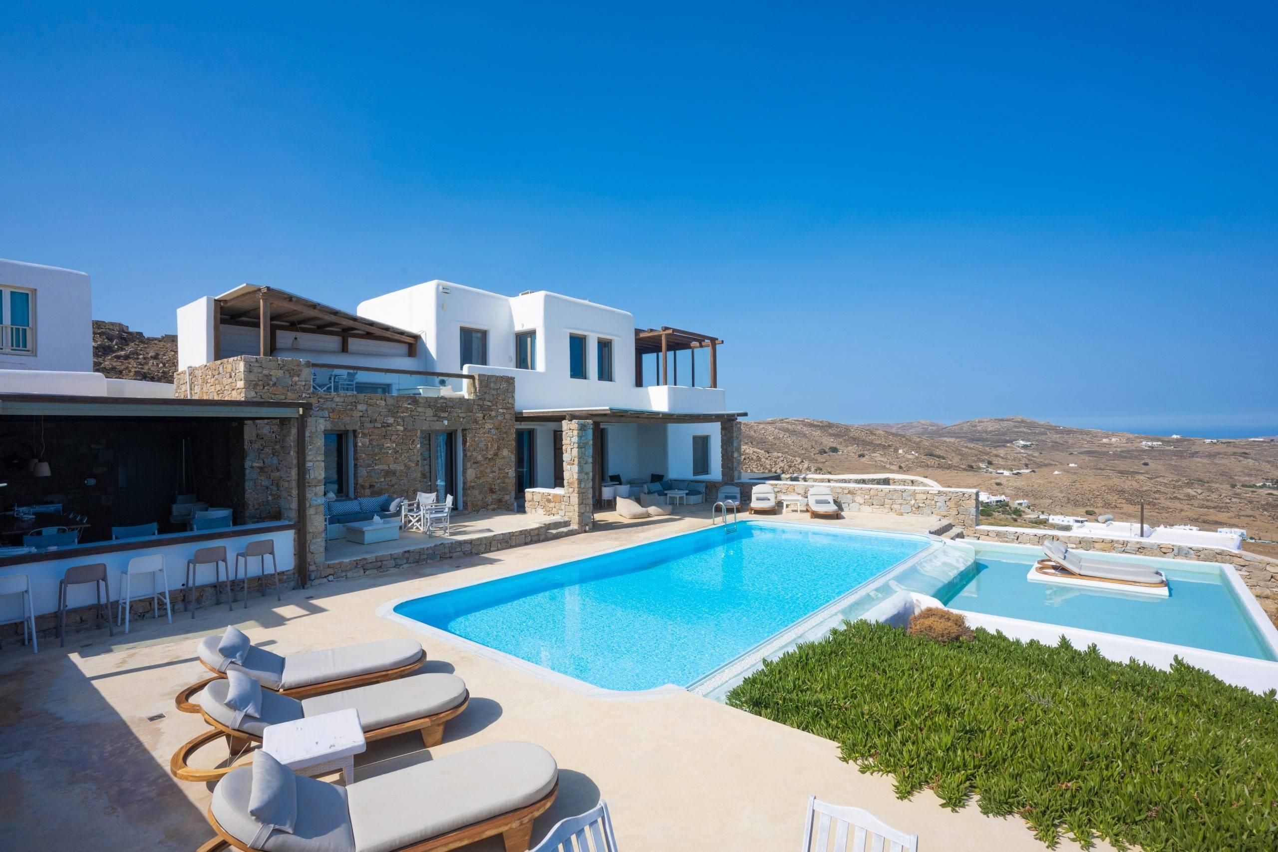 Villa Amallini, infinity pool